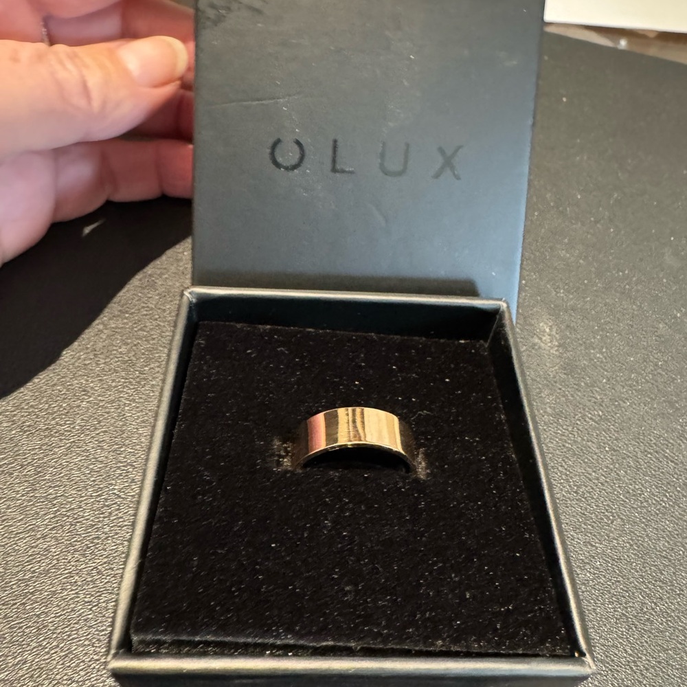 Olux Health Ring with  4 magnetics - Picture 7 of 7